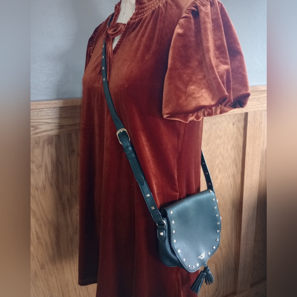 *NWT* Victoria’s Secret Studded Saddle Crossbody Bag